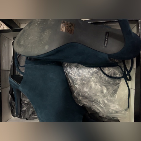 French Connection Booties - Picture 3 of 4